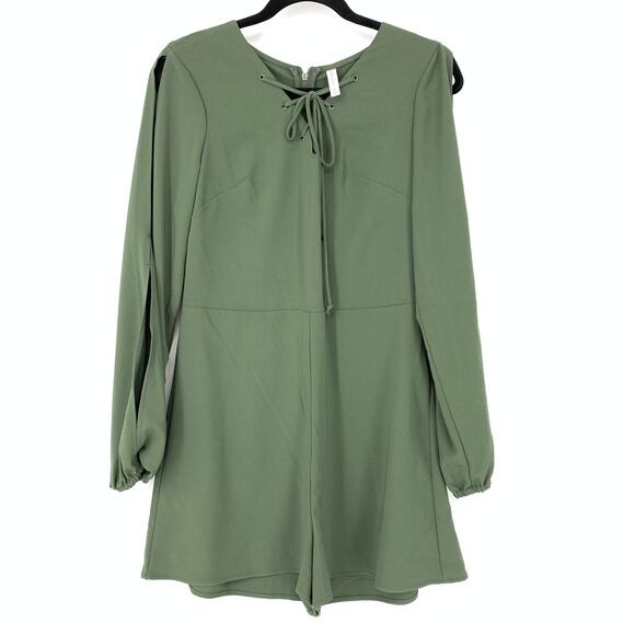 Xhilaration Women's Size Medium Long Sleeve Zipper Back Romper Green - Picture 1 of 6